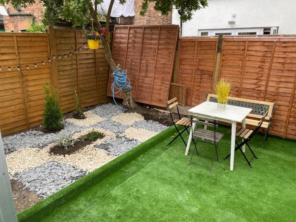 Bed & Breakfast Elegance Suits 20 Minutes To Londra